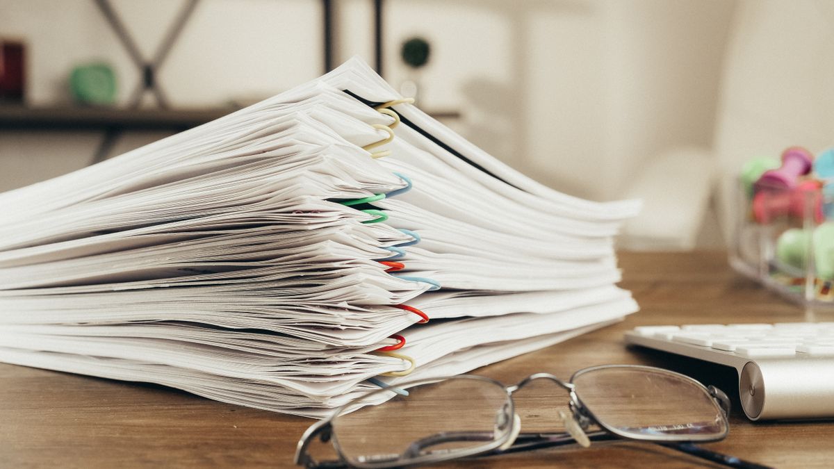 Two documents side by side with differences highlighted